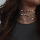 CURVE DETAIL CHOKER NECKLACE - SILVER